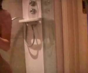 viene listo debajo de la ducha super sexy pelirroja noruego