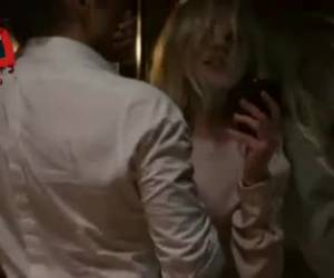 palabra de kirsten dunst en la pared pone